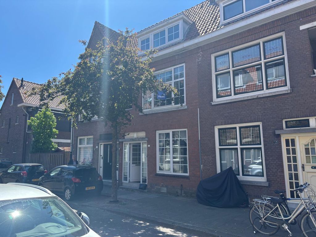 Van Dijckstraat 11, SCHIEDAM