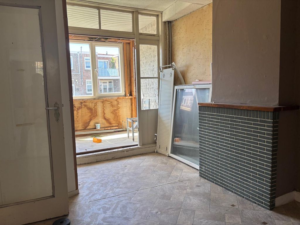 Van Dijckstraat 11, SCHIEDAM