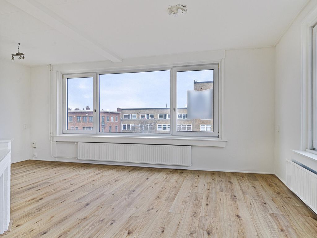 Lorentzplein 30, SCHIEDAM