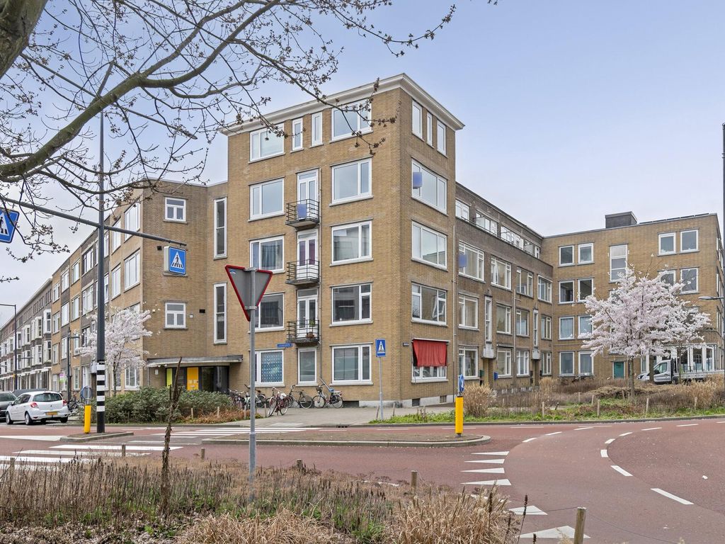 Lorentzplein 30, SCHIEDAM