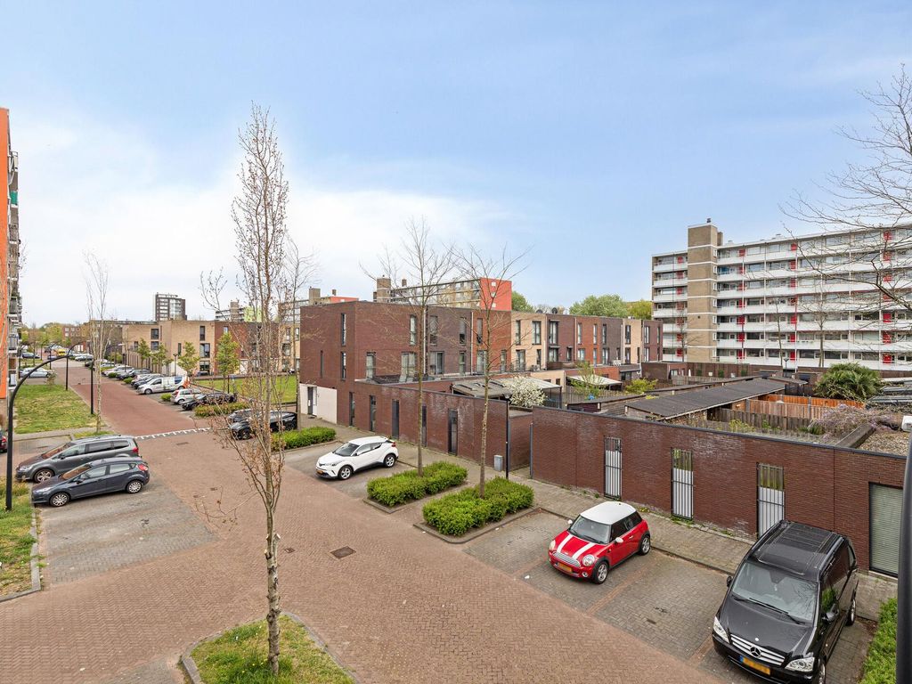 Vivaldilaan 111, SCHIEDAM