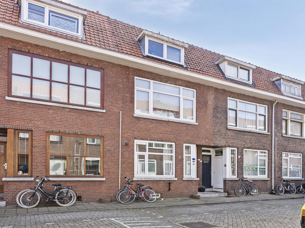 Cartesiusstraat 21A, SCHIEDAM
