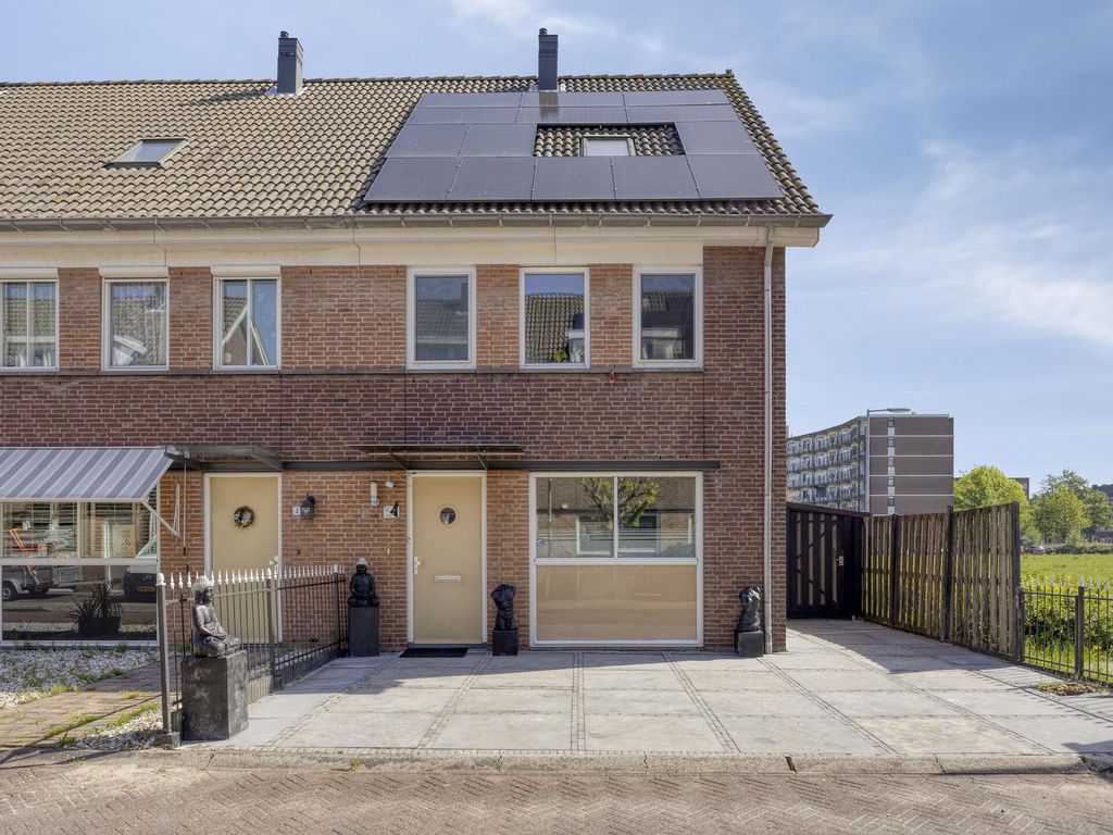 Willem Hasekampstraat 2, SCHIEDAM