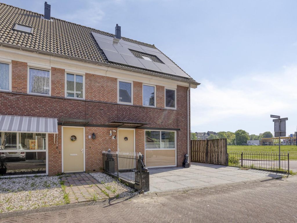 Willem Hasekampstraat 2, SCHIEDAM