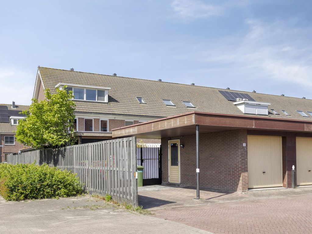 Willem Hasekampstraat 2, SCHIEDAM