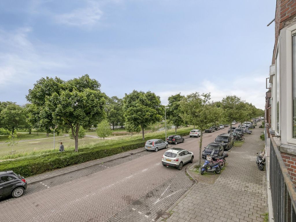 Vlaardingerdijk 247A, SCHIEDAM