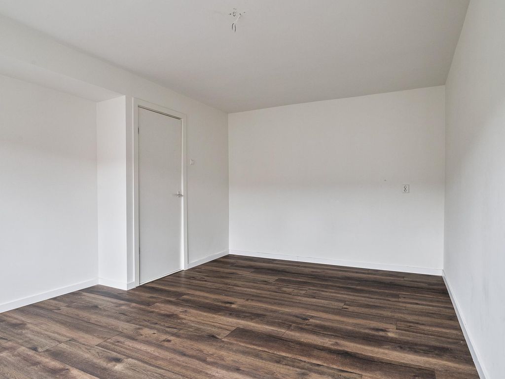 Vlaardingerdijk 247A, SCHIEDAM