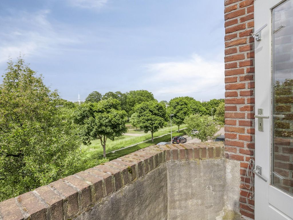 Vlaardingerdijk 247A, SCHIEDAM