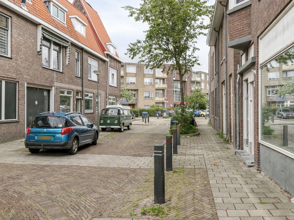 Hobbemastraat 8A, SCHIEDAM