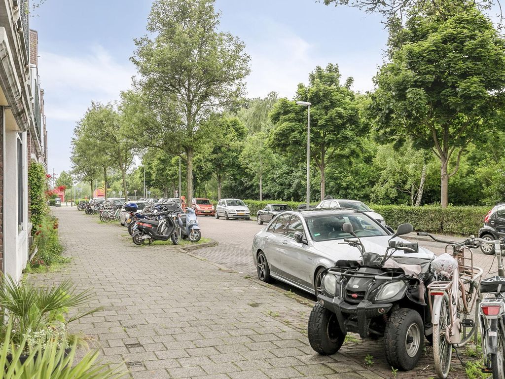 Hobbemastraat 8A, SCHIEDAM