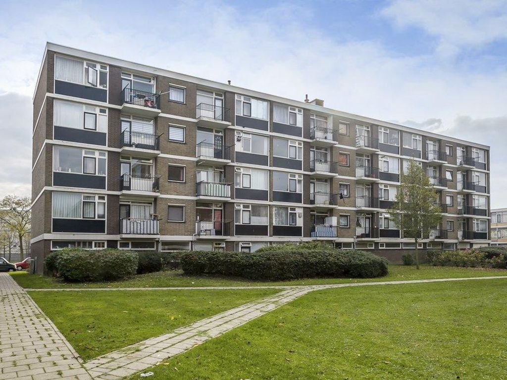 Burgemeester Van Haarenlaan 692, SCHIEDAM