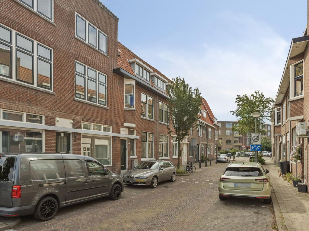 Hobbemastraat 8B, SCHIEDAM