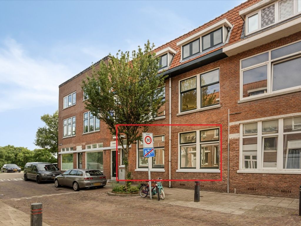 Hobbemastraat 8B, SCHIEDAM