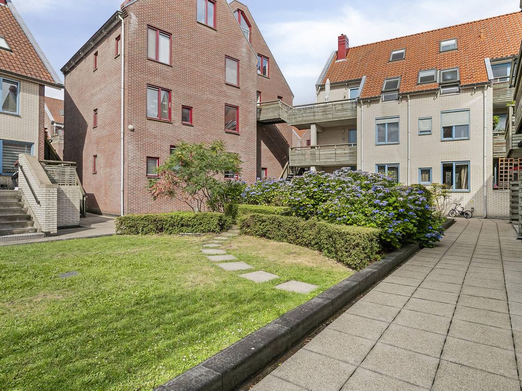 Sint Anna Zusterstraat 83, SCHIEDAM