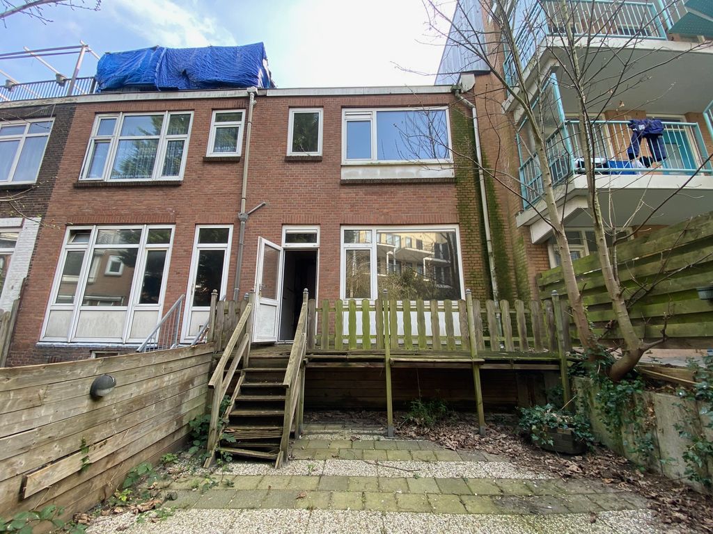 Voltastraat 22, SCHIEDAM