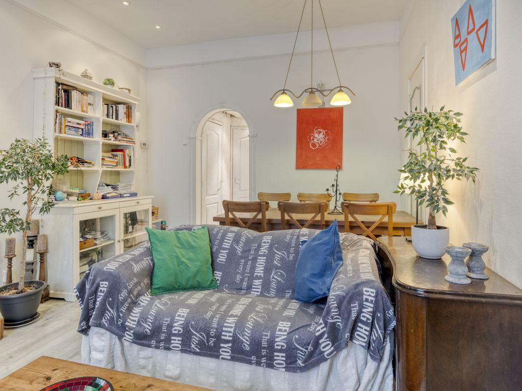 Strijensestraat 10, SCHIEDAM