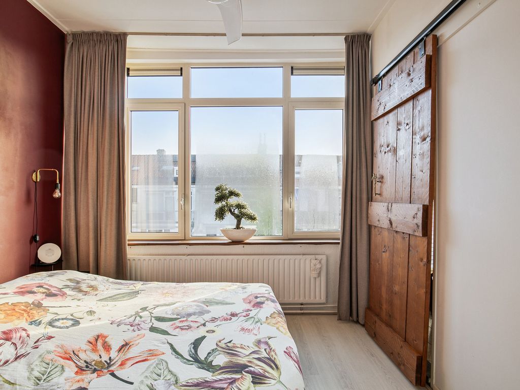 Vondellaan 48, SCHIEDAM