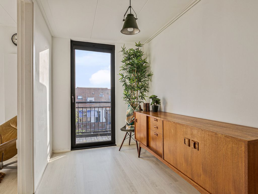 Vondellaan 48, SCHIEDAM