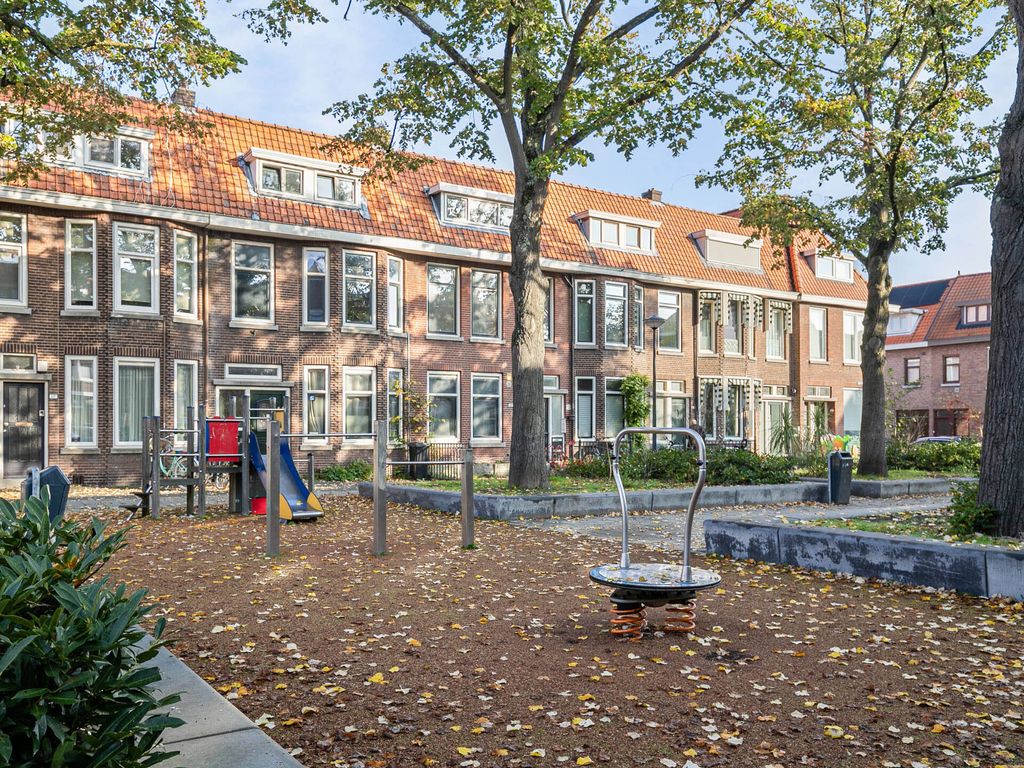 Vondellaan 48, SCHIEDAM