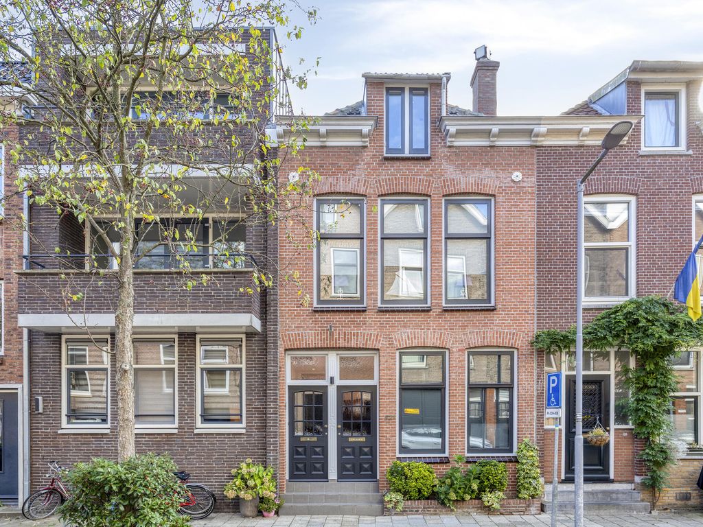 Willem van Hillegaersbergstraat 52B, ROTTERDAM