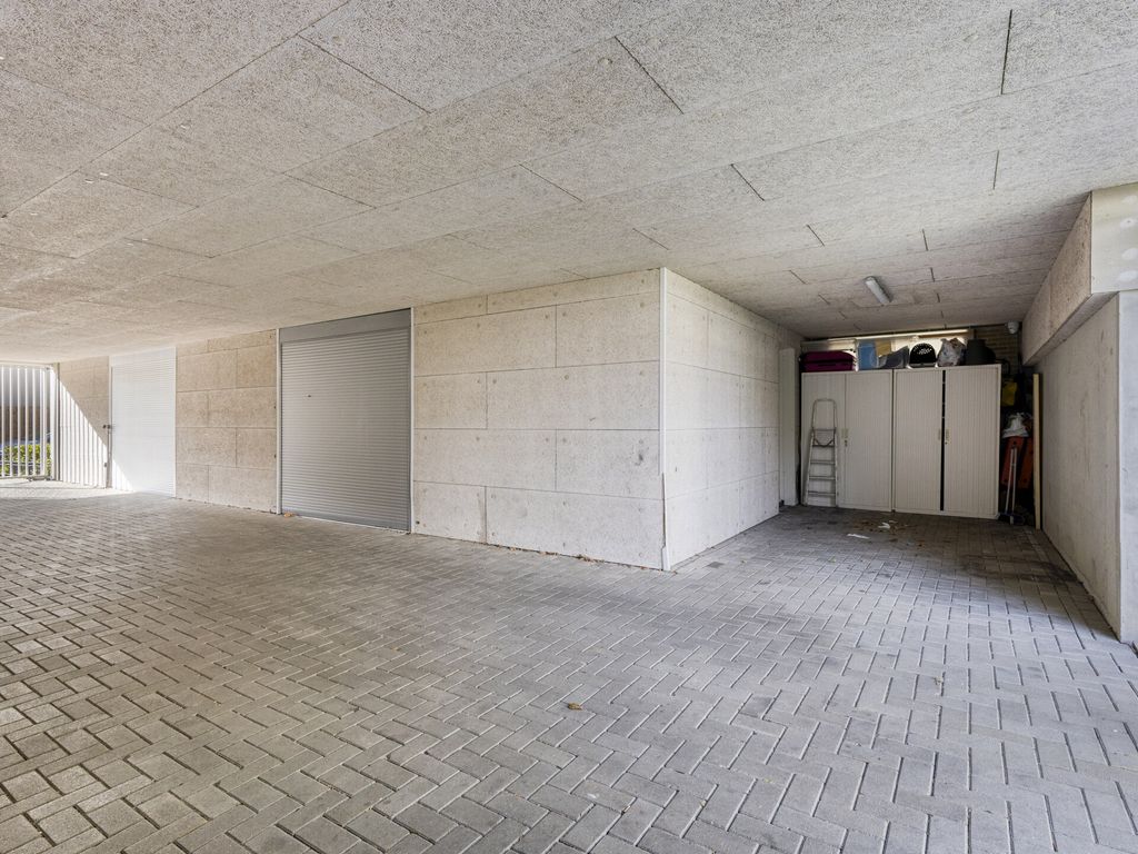 Pauwenburg 20, ROTTERDAM