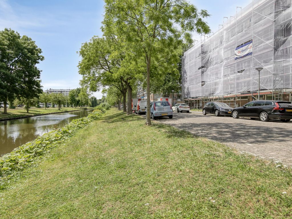 Burgemeester Van Haarenlaan 692, SCHIEDAM