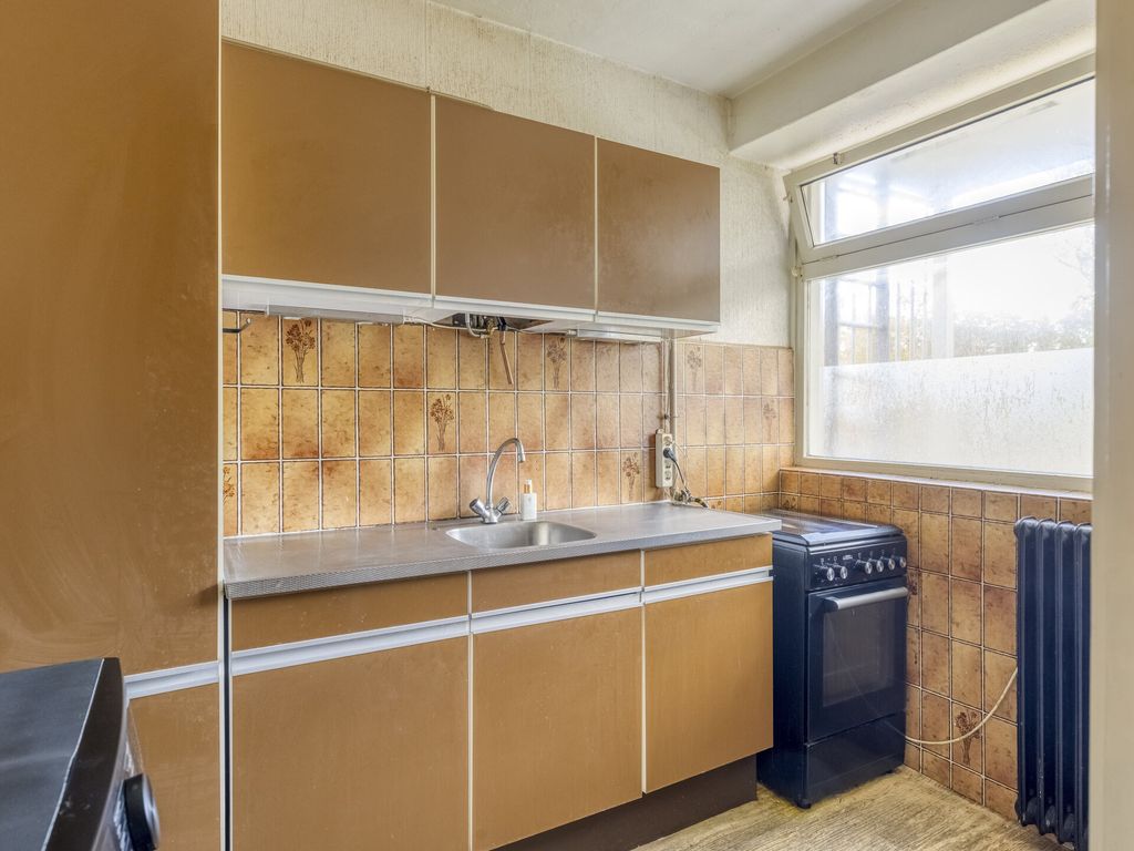 Bart Verhallenplein 38, SCHIEDAM