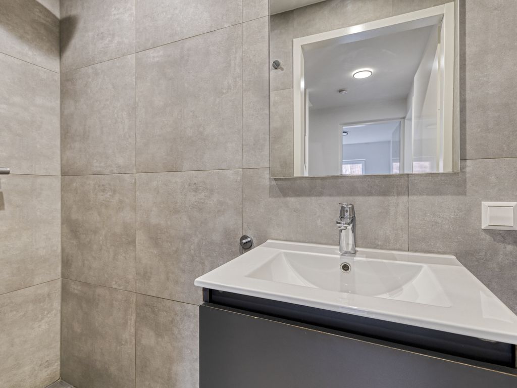 Van Ruijsdaellaan 29A, SCHIEDAM