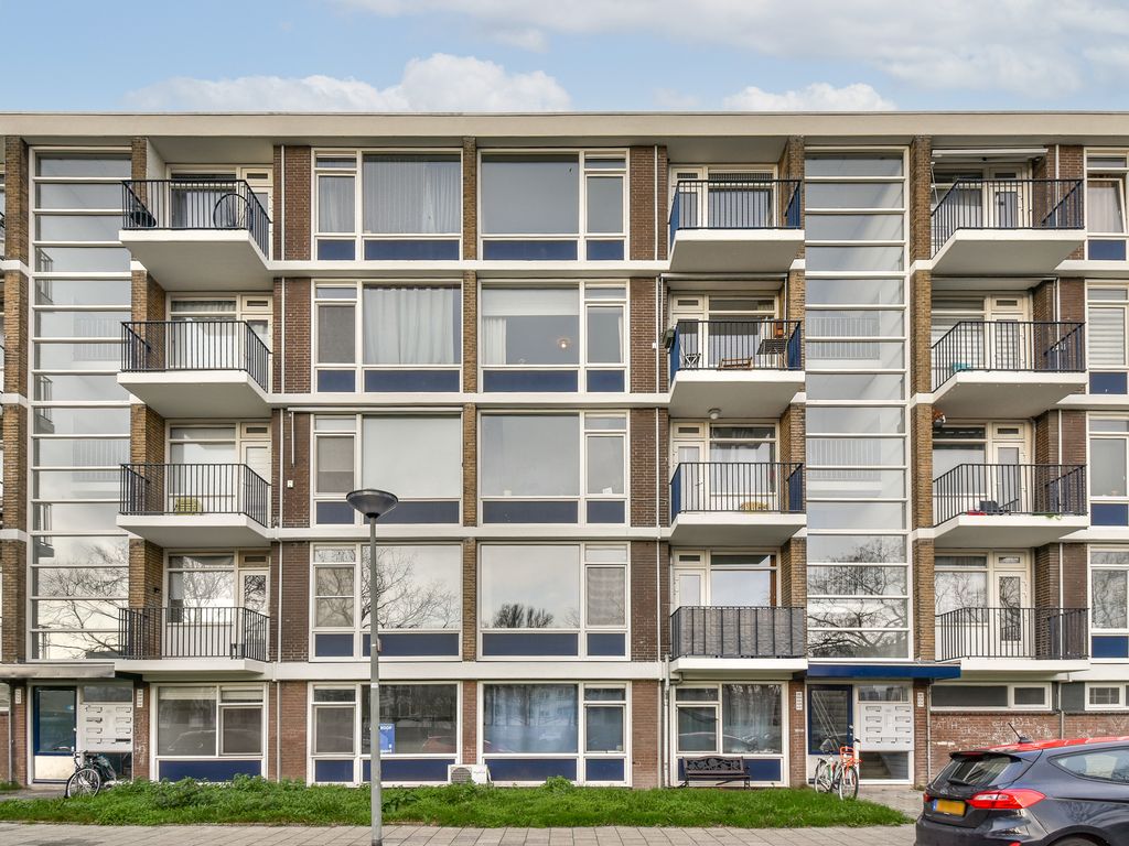 Burgemeester Van Haarenlaan 682, SCHIEDAM