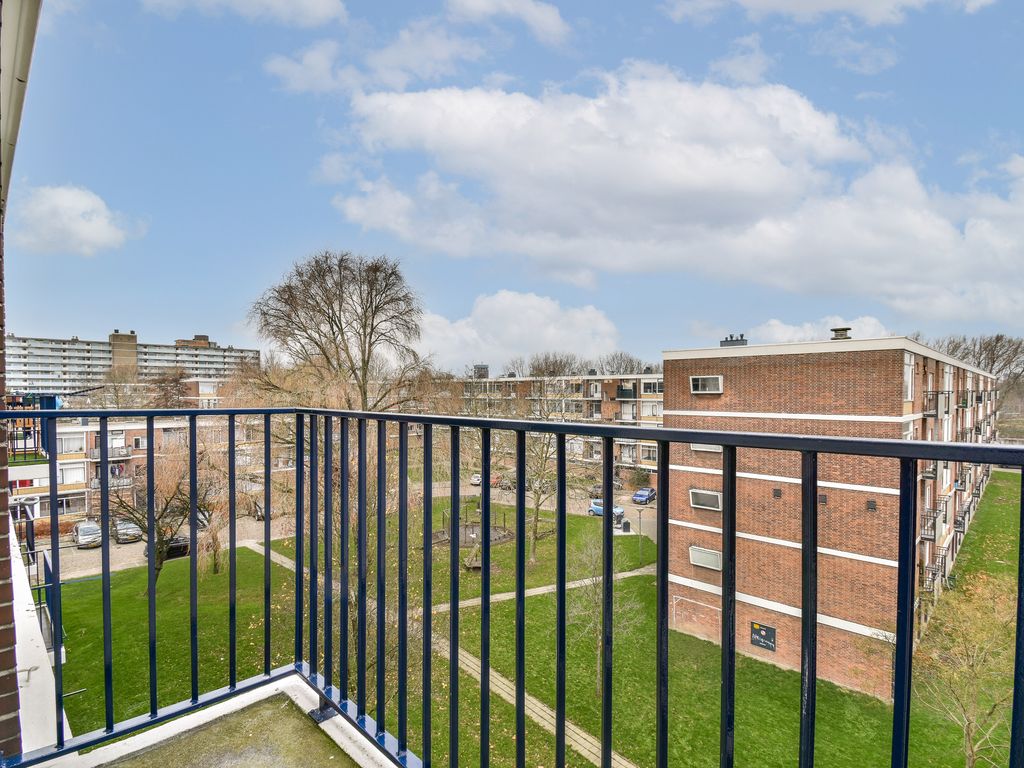 Burgemeester Van Haarenlaan 682, SCHIEDAM