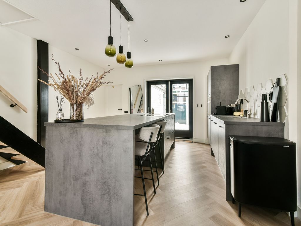 Puttershoeksestraat 31, SCHIEDAM