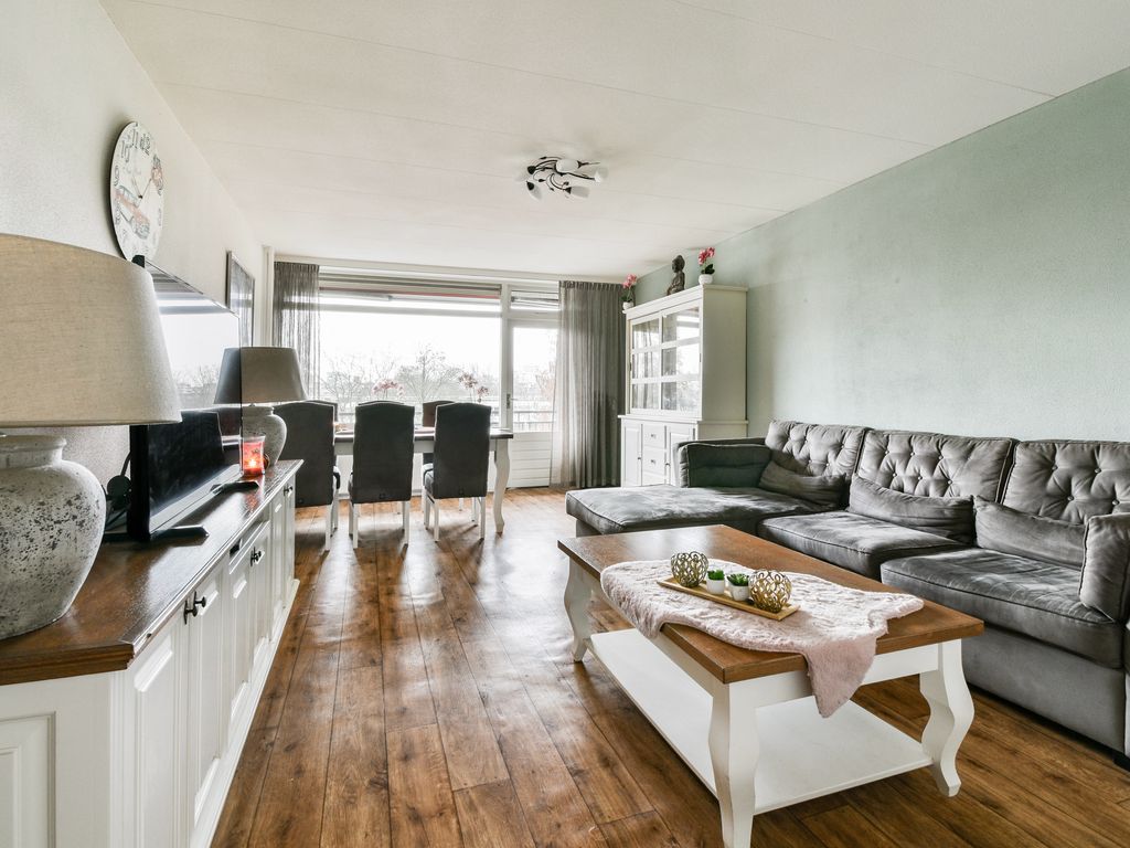 Lisztplein 83, SCHIEDAM