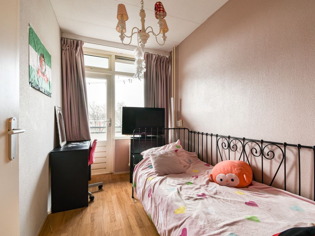 Lisztplein 83, SCHIEDAM