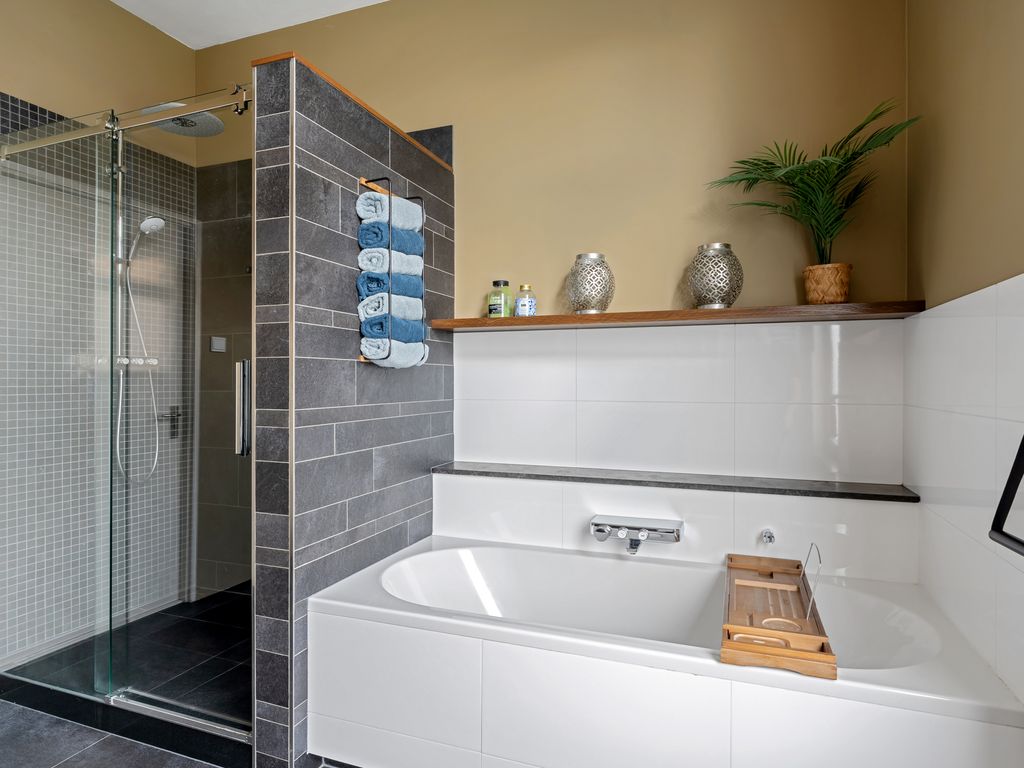 Singel 100, SCHIEDAM