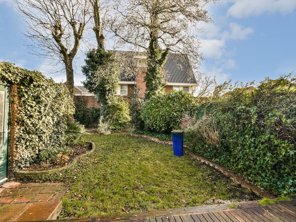 Juliana van Stolbergstraat 11, SCHIEDAM