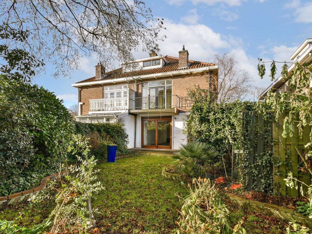 Juliana van Stolbergstraat 11, SCHIEDAM