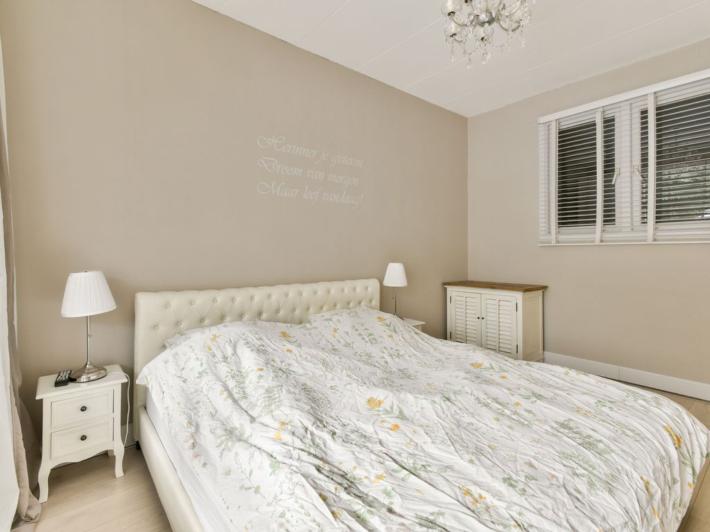 Vlaardingerdijk 15B, SCHIEDAM