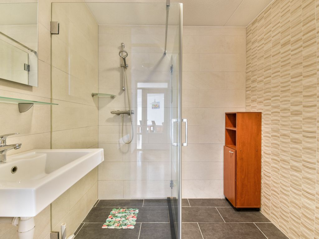 Van Limburg Stirumstraat 119, SCHIEDAM