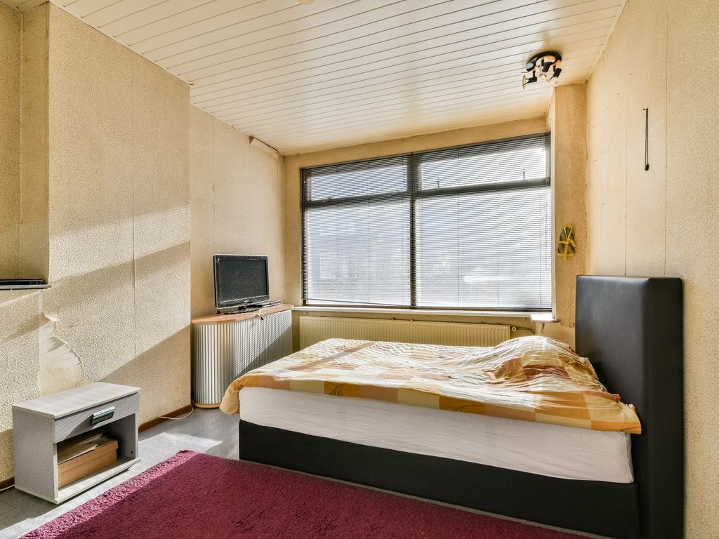 Van Ruijsdaellaan 44, SCHIEDAM