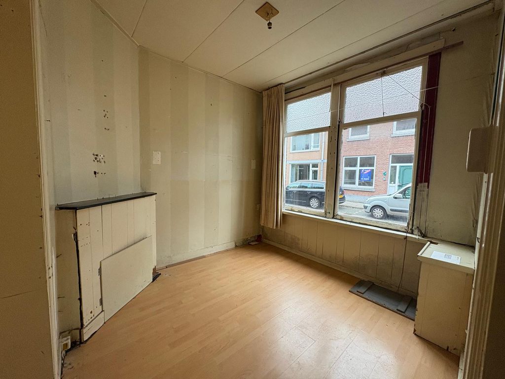 Voltastraat 25B, SCHIEDAM