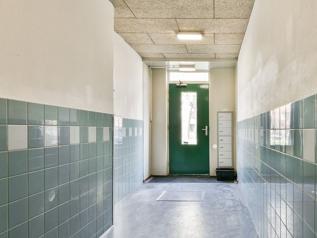 Mathenesserdijk 133B, ROTTERDAM