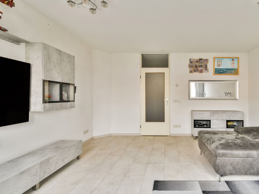 Mathenesserdijk 133B, ROTTERDAM