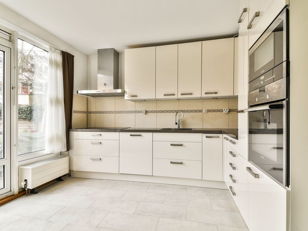 Mathenesserdijk 133B, ROTTERDAM