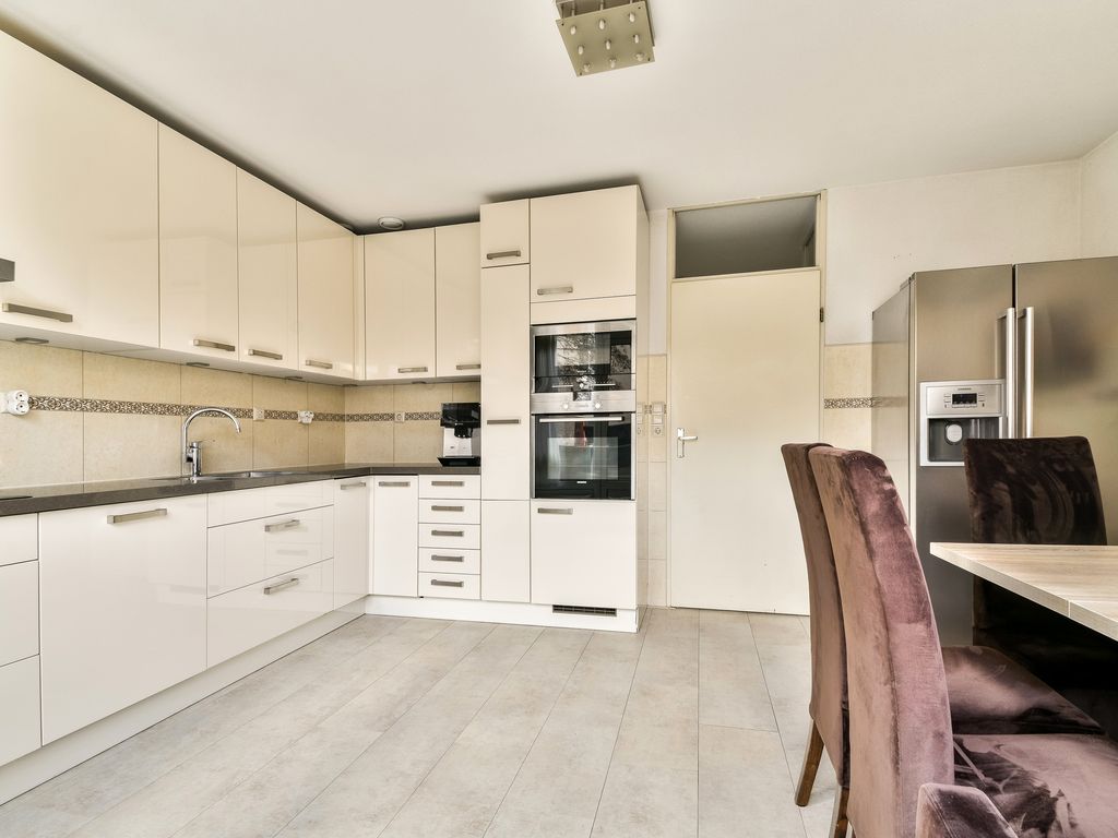 Mathenesserdijk 133B, ROTTERDAM