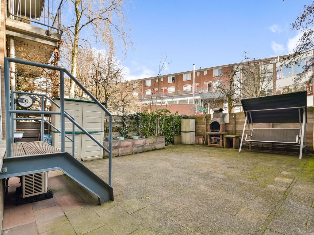 Mathenesserdijk 133B, ROTTERDAM