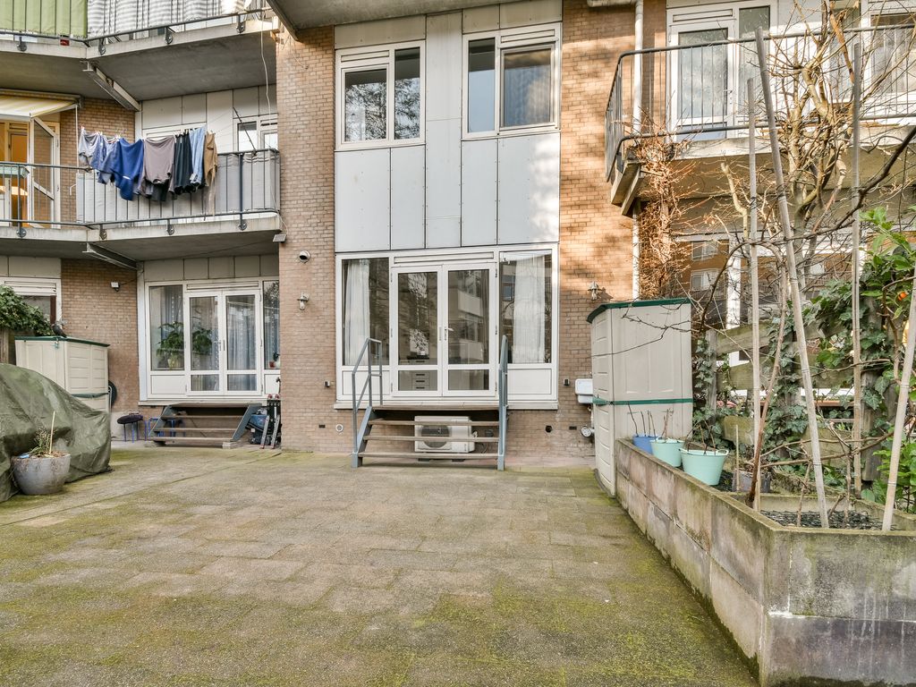 Mathenesserdijk 133B, ROTTERDAM