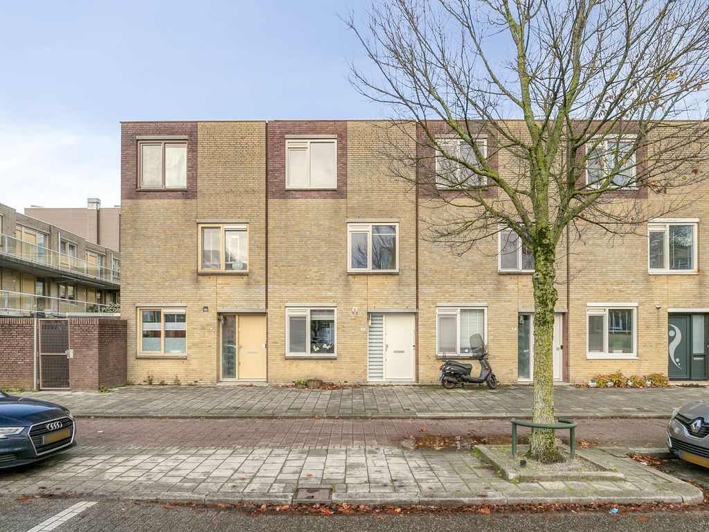 P J Troelstralaan 8E, SCHIEDAM