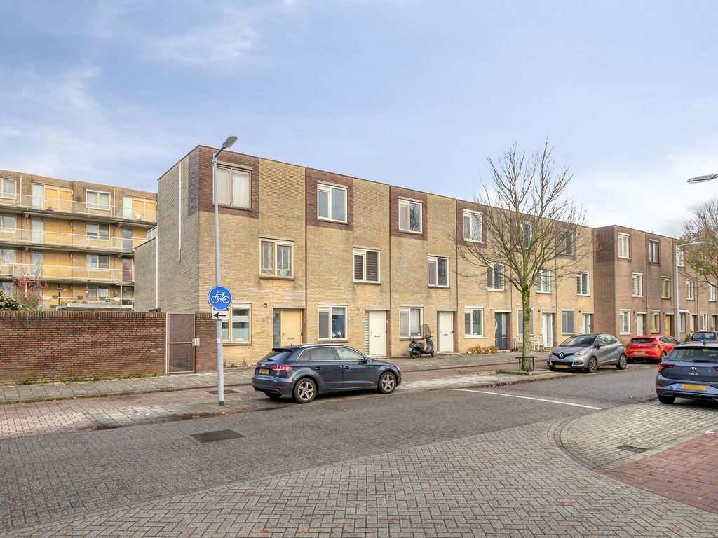 P J Troelstralaan 8E, SCHIEDAM