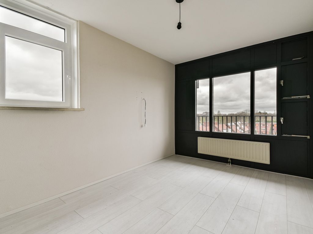 Veeartsweg 49, SCHIEDAM