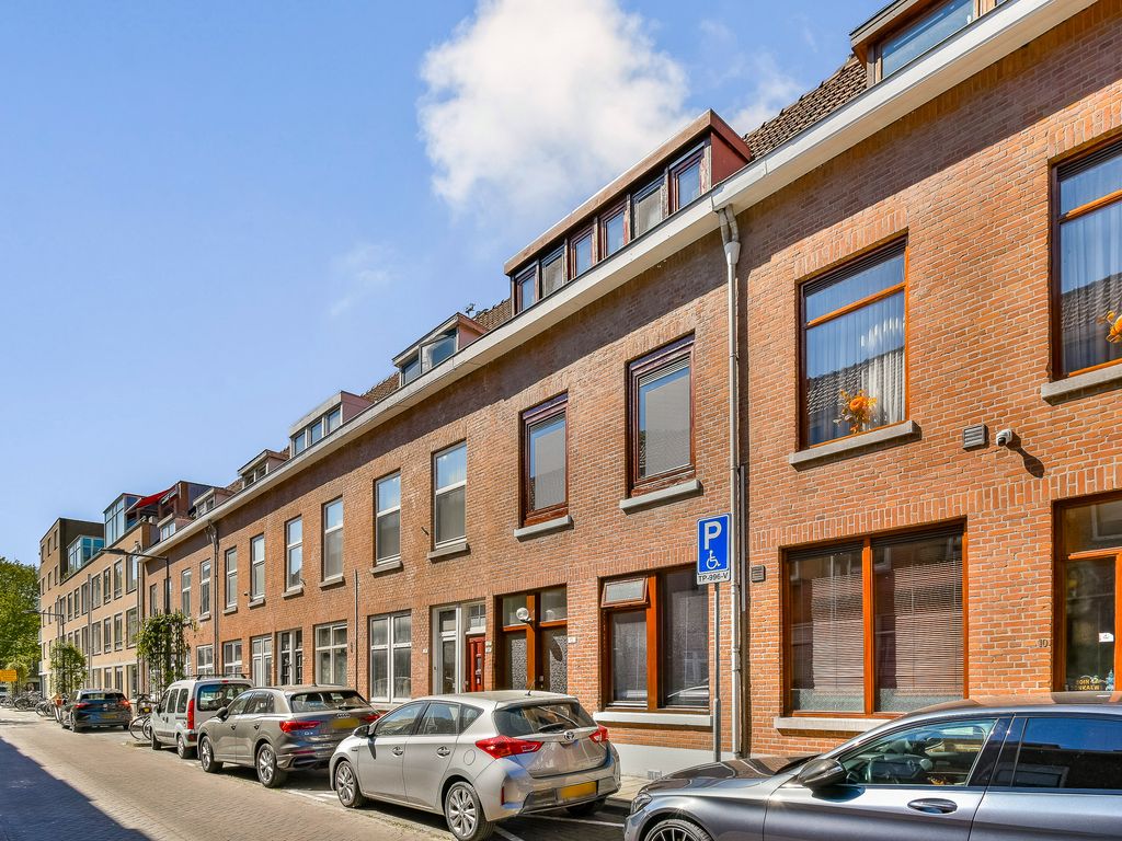 Voltastraat 12B, SCHIEDAM